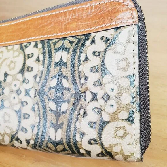 Patricia Nash RFID Georgia Leather Zip Wallet Womens Paisley Printed Clutch - Picture 4 of 6